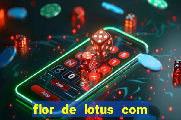 flor de lotus com lua tatuagem