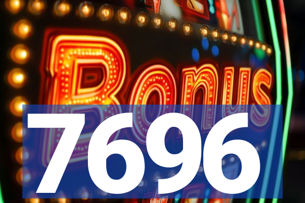 7696