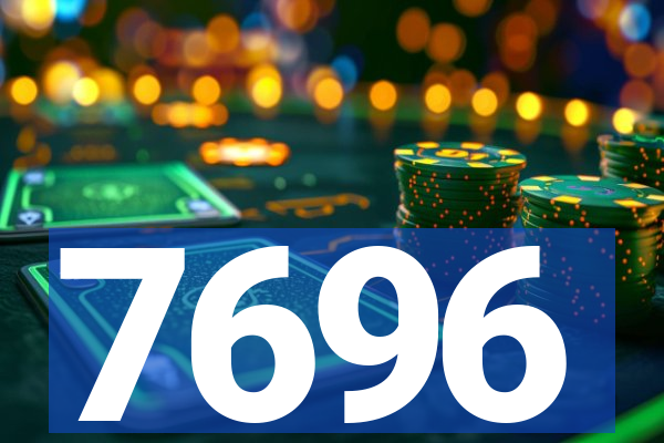 7696